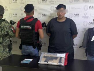 Detienen a mujer con droga y arma de fuego en la colonia Sahuaros