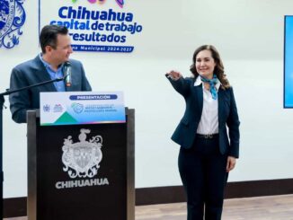 Toma protesta alcalde a la nueva coordinadora de Medio Ambiente y Protección Animal