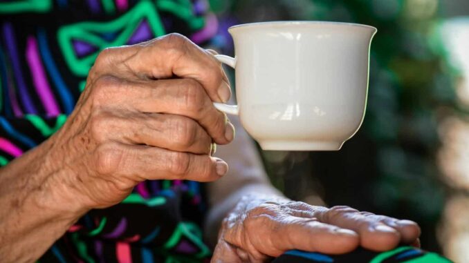 UNAM estudia atender el parkinson con dispositivo nanotecnológico