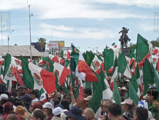 Morenistas se concentran en la glorieta de «Pancho» Villa para iniciar la marcha