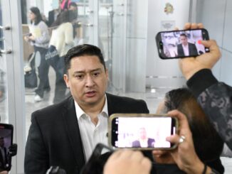 Hoy una gobernadora enfrenta una persecución por decir la verdad: Alfredo Chávez