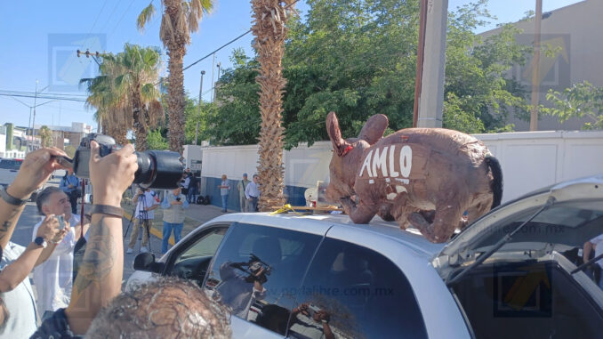 Simpatizantes de Maru Campos toman instalaciones de la FGR en Ciudad Juárez