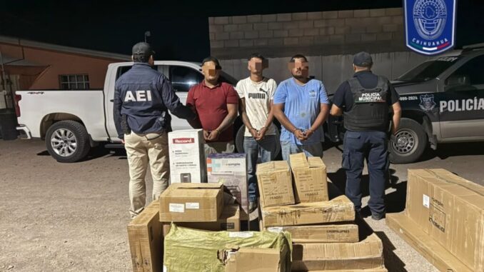 Durante operativo, arrestan a tres por el delito de robo en Janos