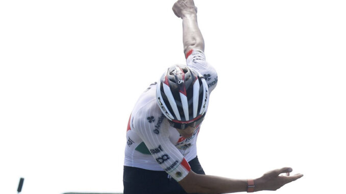 Isaac del Toro gana el Tour de Auvernia-Ródano-Alpes