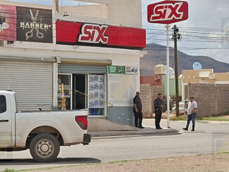 Ejecutan a balazos a un joven frente a un expendio en la colonia Vistas del Norte