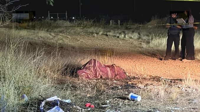 Localizan cuerpo encobijado y semiquemado en la colonia Granja Sacramento