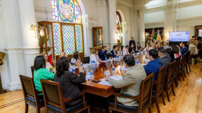 Avala Cabildo reforma de protección animal para reforzar cuidado y salud de mascotas