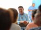 César Jáuregui escucha de primera mano las necesidades de vecinos de la colonia Zootecnia