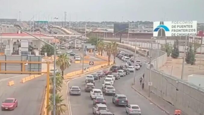 Menor de 13 años muere tras ser atropellado en el Puente Libre; captan el momento y conductor es detenido