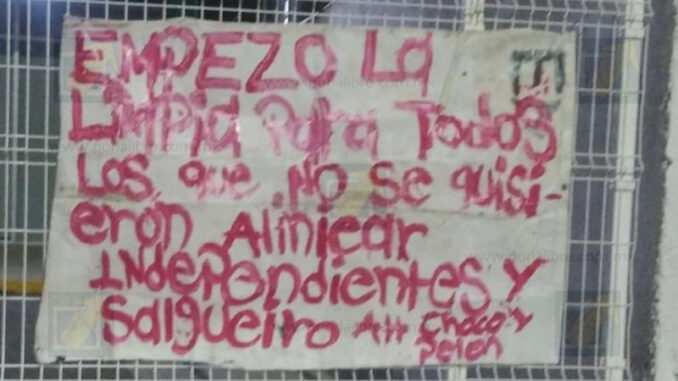 Investigan aparición de narcomanta en la colonia Praderas del Sur